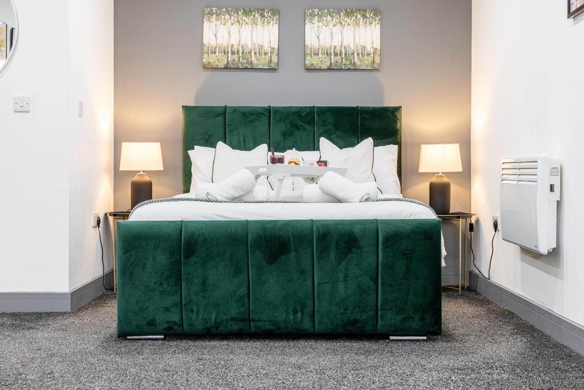 Rnm - Upgraded Business Stay For Travelling Contractors, All Amenities, Private Access Entire Place, Kitchen & Washroom, Smart Tv, Easy Access, Parking Nearby Cradley Heath المظهر الخارجي الصورة