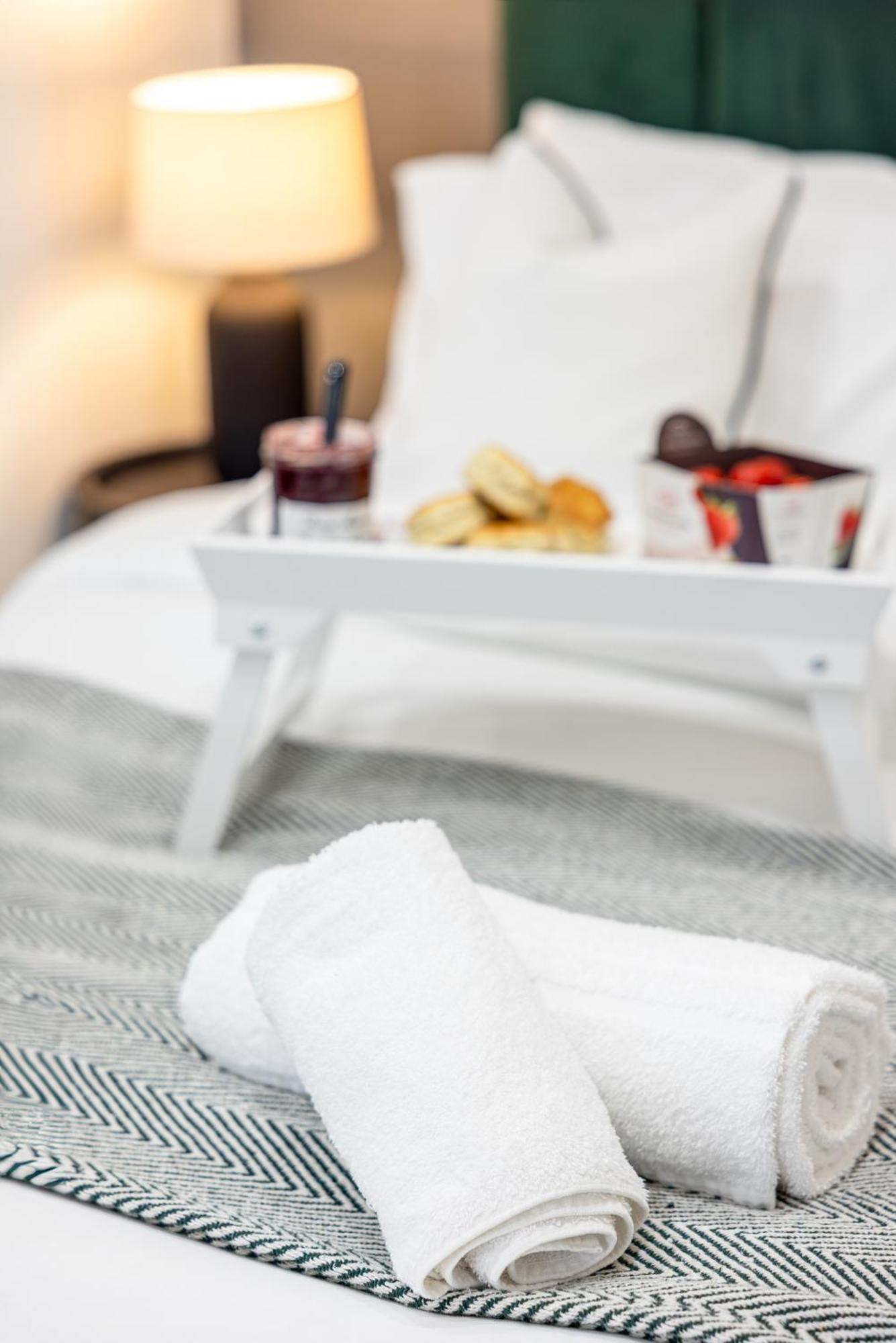 Rnm - Upgraded Business Stay For Travelling Contractors, All Amenities, Private Access Entire Place, Kitchen & Washroom, Smart Tv, Easy Access, Parking Nearby Cradley Heath المظهر الخارجي الصورة